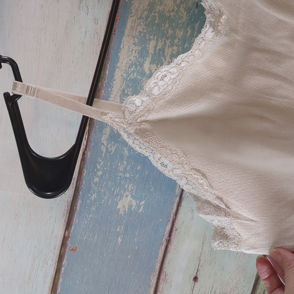 Faded Glory Cream Ribbed Cami - Picture 4 of 5